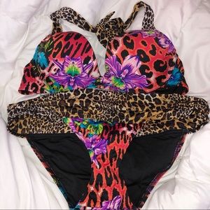 Victoria’s Secret Bombshell Bikini